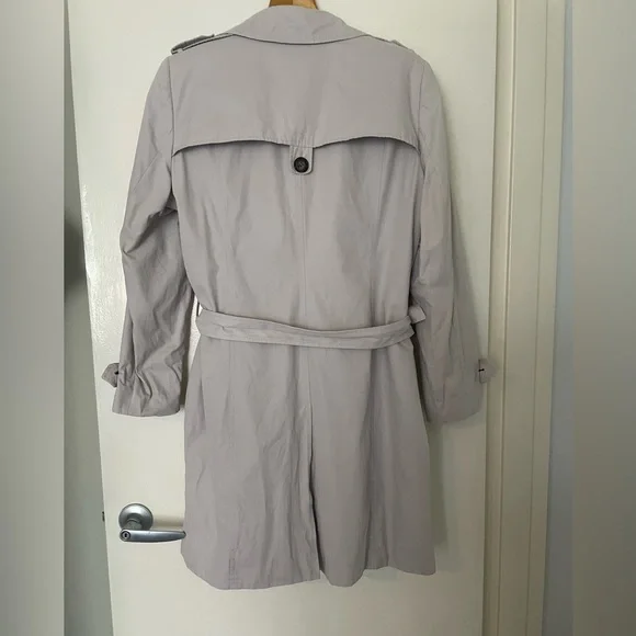 ⭐️Host Pick⭐️ Debenhams double-breasted trenchcoat. Beige. - Picture 2 of 6